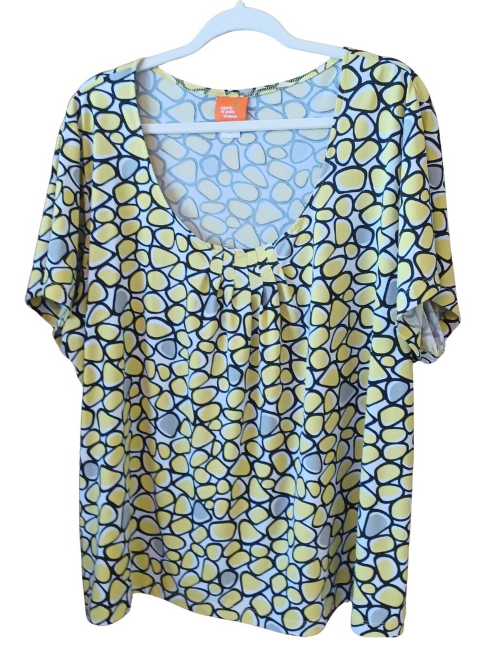 Hearts of Palm Woman 1X Pullover Short Sleeve Blouse, Abstract Design
